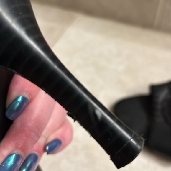 Size 9 rampage heeled sandals - Picture 6 of 6